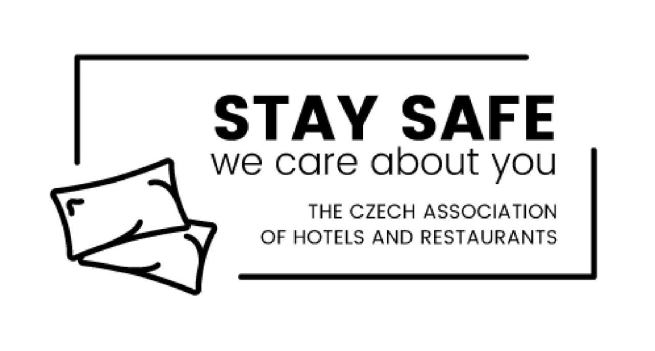 Hotel U Kaple Дечин Екстер'єр фото